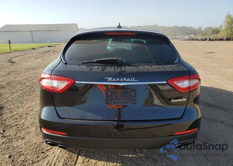 2017 Maserati Levante z USA, uszkodzony, nr VIN ZN661XUAXHX243903